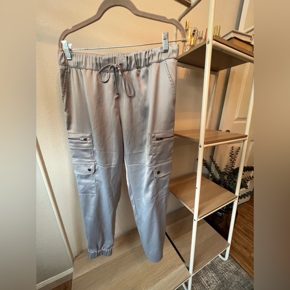 Silk jogger